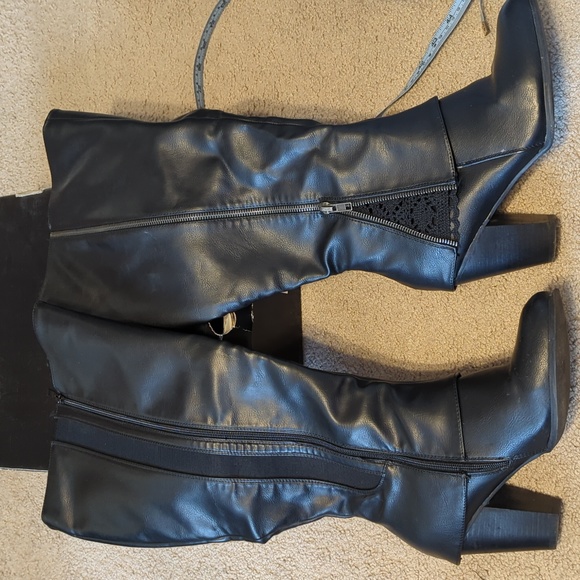 Torrid tall black boots size 10 wide - Picture 2 of 13